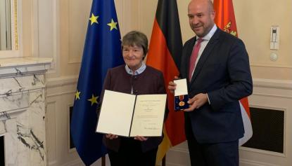 Ehrung Monika Schneider